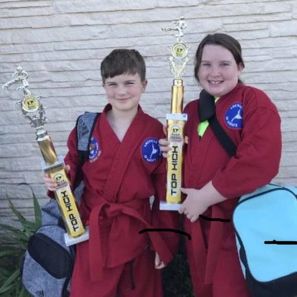 Meet your Posher, Amanda - Picture 1 of 1